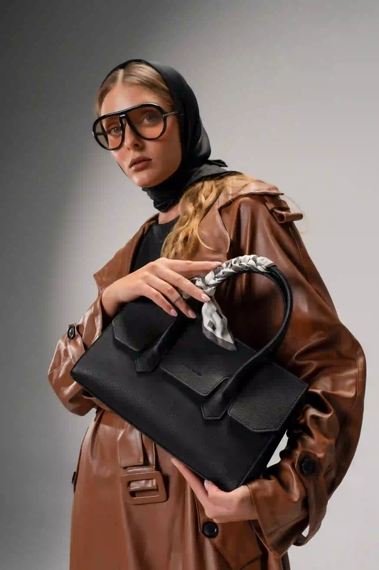 کیف دوشی زنانه دیوید جونز مدل David Jones CM7416