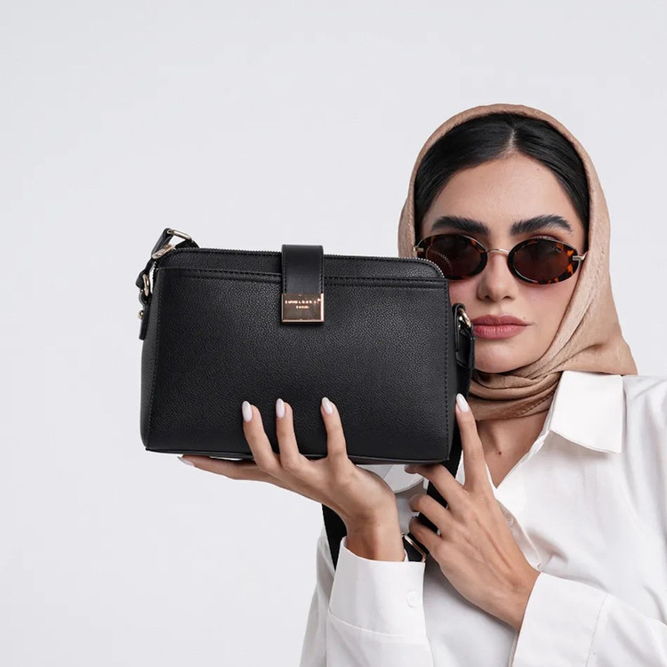 کیف زنانه دوشی دیویدجونز مدل DAVID JONES CM7437